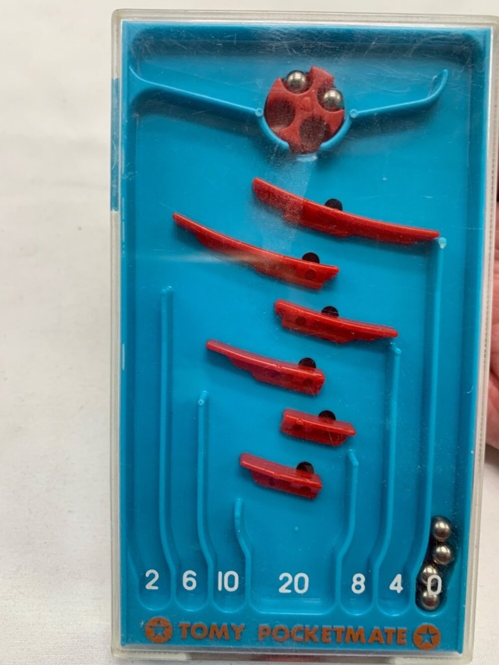 1975 Tomy Pocketmate Marble Racing Game Red & Blue
